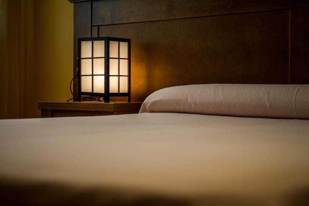Hostal Rural El Nacimiento Deifontes ภายนอก รูปภาพ