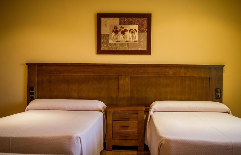Hostal Rural El Nacimiento Deifontes ภายนอก รูปภาพ